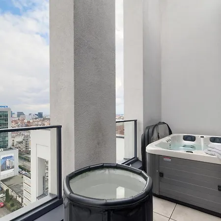 Sky View Dabrowskiego Апартаменты Познань