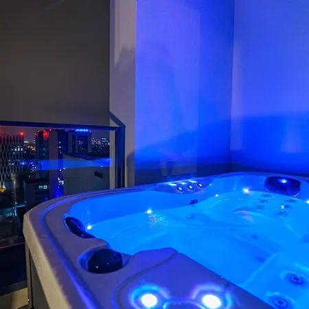 Sky View Dabrowskiego Апартаменты