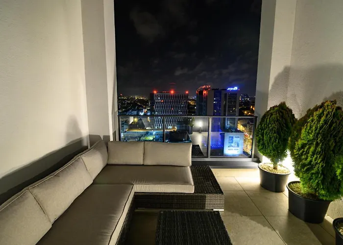 Sky View Dabrowskiego Appartement *