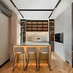 Sky View Dabrowskiego Apartment